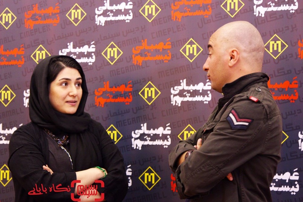 نوید محمدزاده و باران کوثری در اکران مردمی فیلم سینمایی «عصبانی نیستم» در پردیس سینمایی مگامال