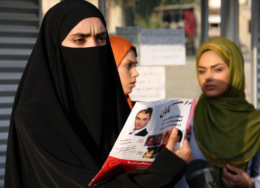 فیلم «این زن حقش را میخواهد» با بازی میترا حجار