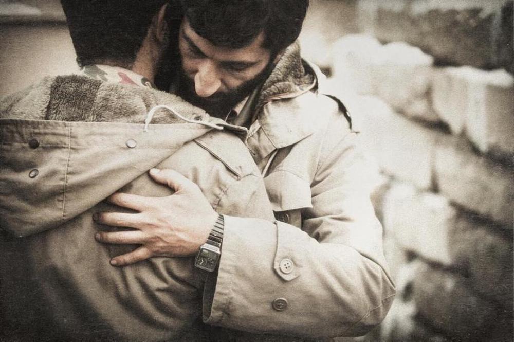 فیلم «ایستاده در غبار»