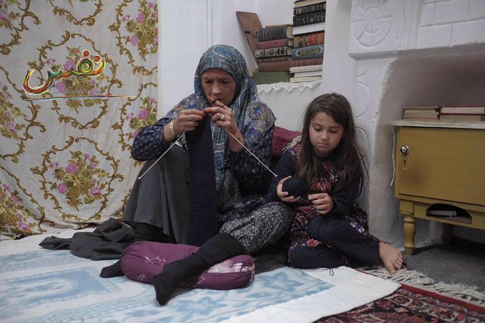 ساره نورموسوی و پانته آ پناهی ها در فیلم «نفس»