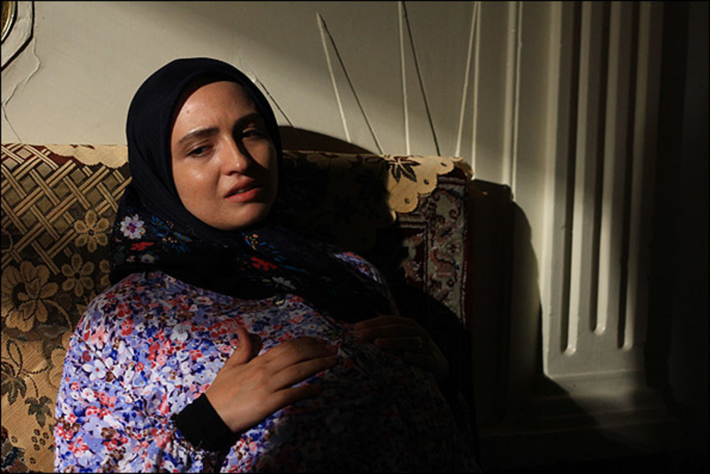 گلاره عباسی در فیلم سینمایی اشیاء از آنچه در آیینه می بینید به شما نزدیکترند