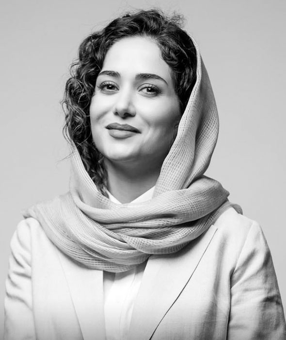 پریناز ایزدیار