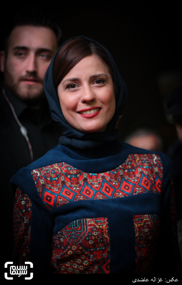 سارا بهرامی در اکران فیلم «خانهای در خیابان چهل و یکم» در  کاخ سی و چهارمین جشنواره فیلم فجر