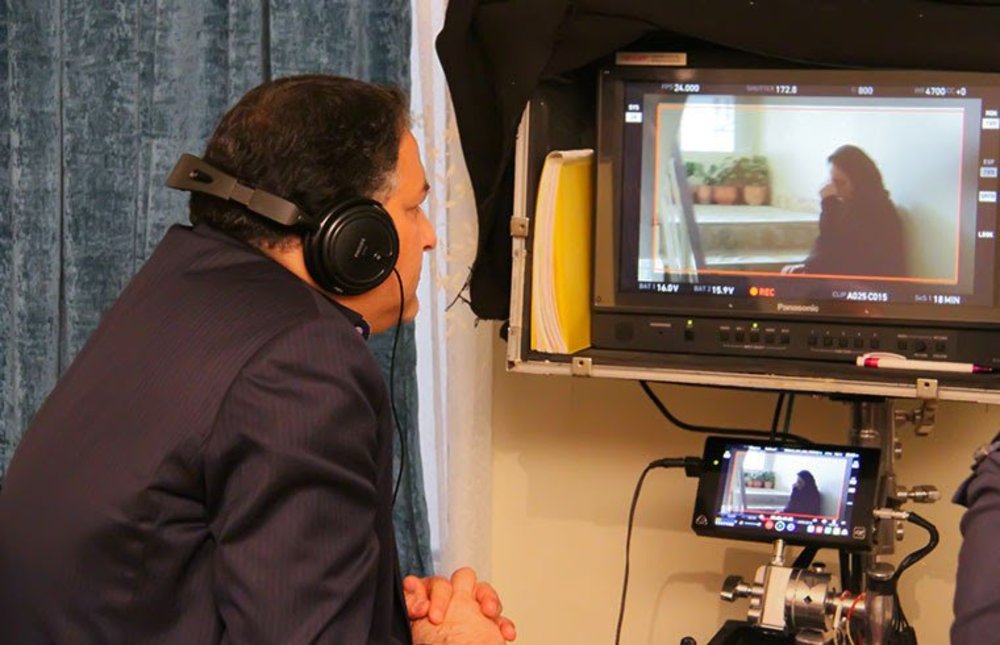 بازديد مديرعامل فارابی از پشت صحنه «خانهای در خیابان چهل و یکم»