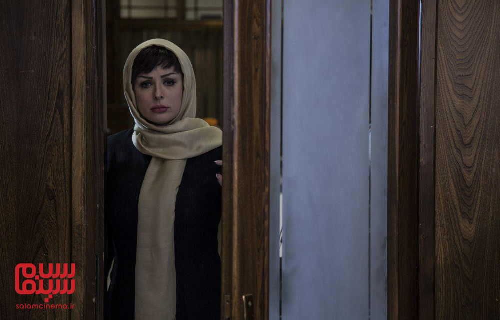 نیوشا ضیغمی در «دخترعمو و پسرعمو»