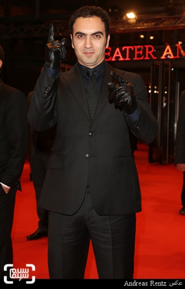 همایون غنی زاده در فرش قرمز «اژدها وارد میشود!» در شصت و ششمین جشنواره فیلم برلین