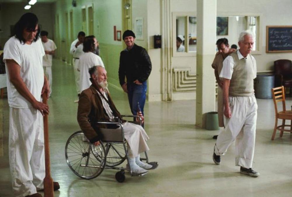 دیوانه از قفس پرید