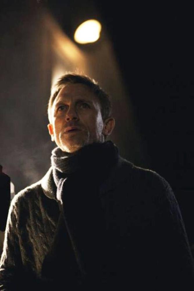 دختری با خالکوبی اژدها