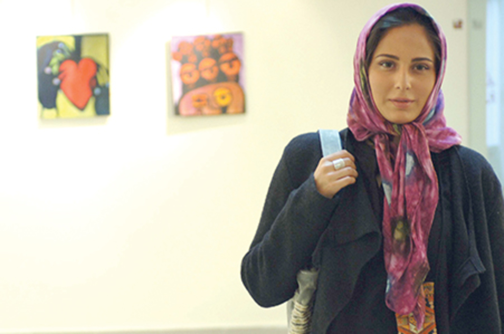 رعنا آزادیور در فیلم این سیب هم برای تو