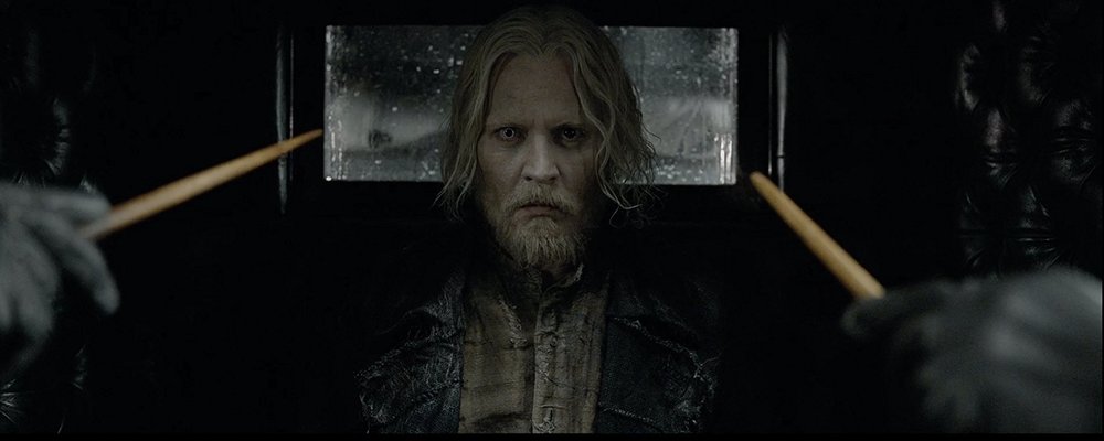 جانی دپ در فیلم «جانوران شگفت انگیز: جنایات گریندل والد» (Fantastic Beasts: The Crimes of Grindelwald)