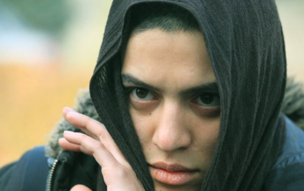 شایسته ایرانی در فیلم آینه های رو به رو نگار آذربایجانی