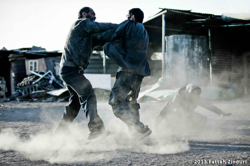 نمایی از فیلم چند متر مکعب عشق با بازی حسیبا ابراهیمی،ساعد سهیلی و نادر فلاح