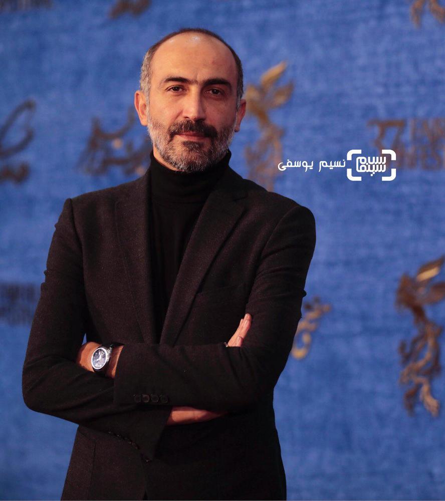 هادی حجازی فر در فرش قرمز «ماجرای نیمروز: رد خون» در جشنواره فجر 37