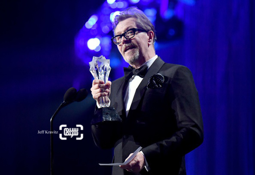 گری اولدمن برنده جایزه انجمن منتقدان پخشکننده فیلم بعنوان بهترین بازیگر مرد